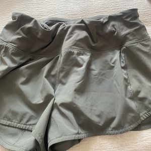 Lululemon speed up shorts